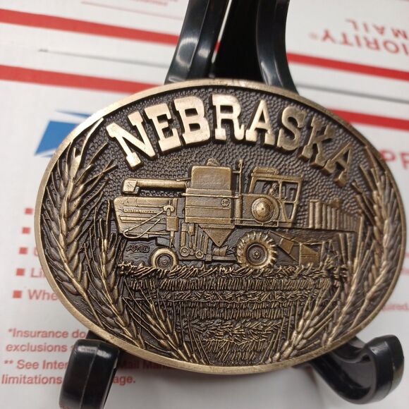 Nebraska Solid Brass Belt Buckle Harvester Farmer Tractor  U.S.A. 1980's NOS - Picture 3 of 5